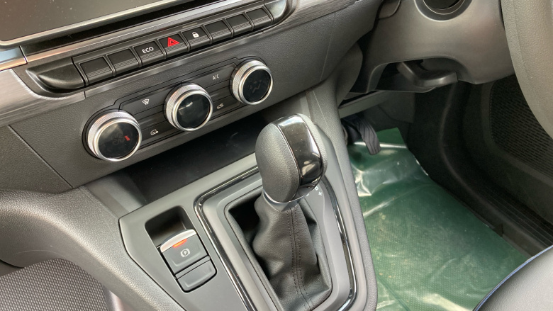 Nissan Townstar L1 Electric 90kW Acenta Van Auto 45kWh